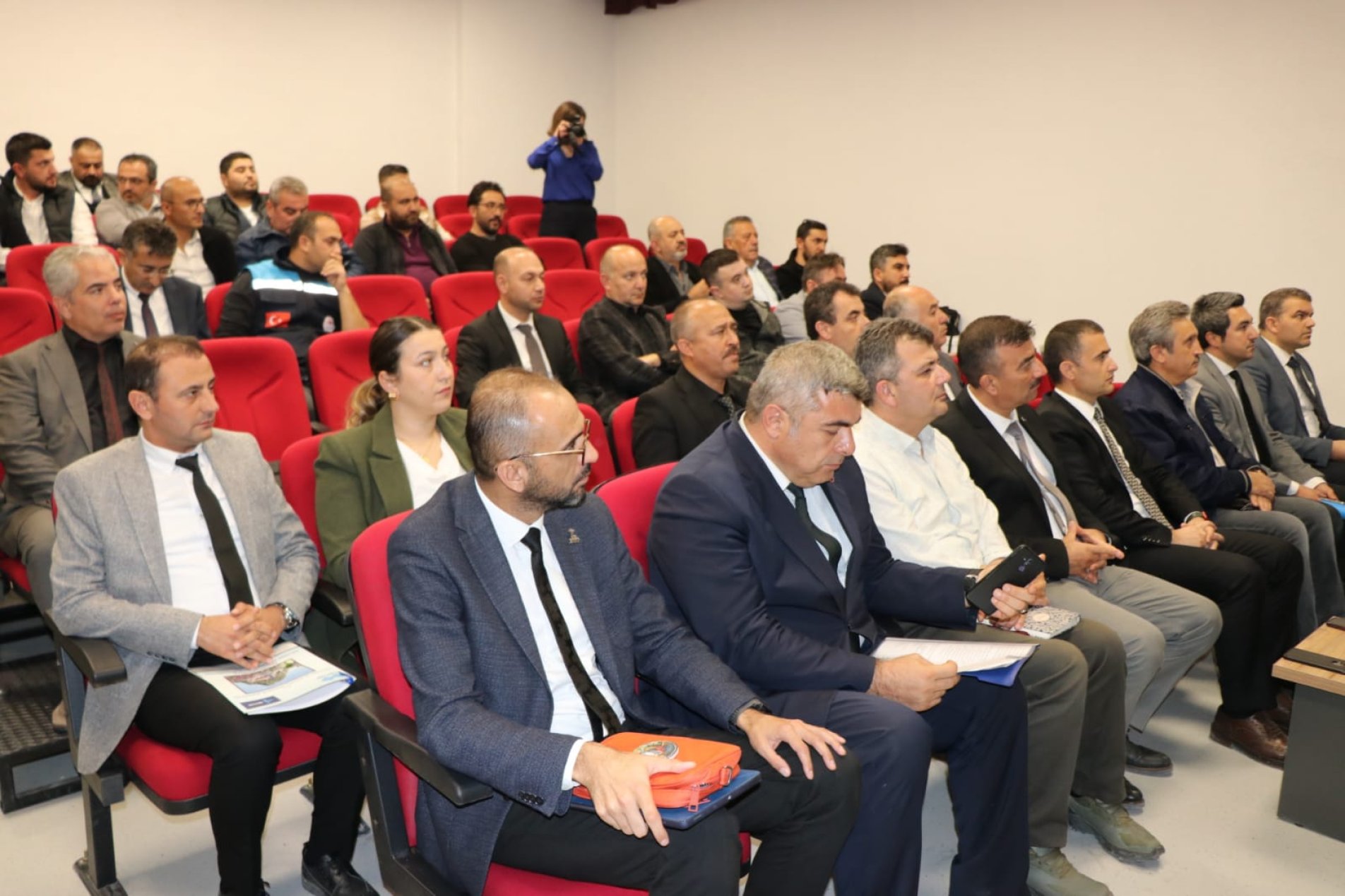 Eğitim ile sektör arasında köprü kurulacak