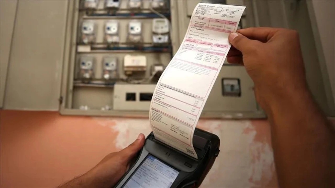 Yoksulluk derinleşiyor: Faturasını ödeyemeyen 41 bin hanenin elektriği kesildi