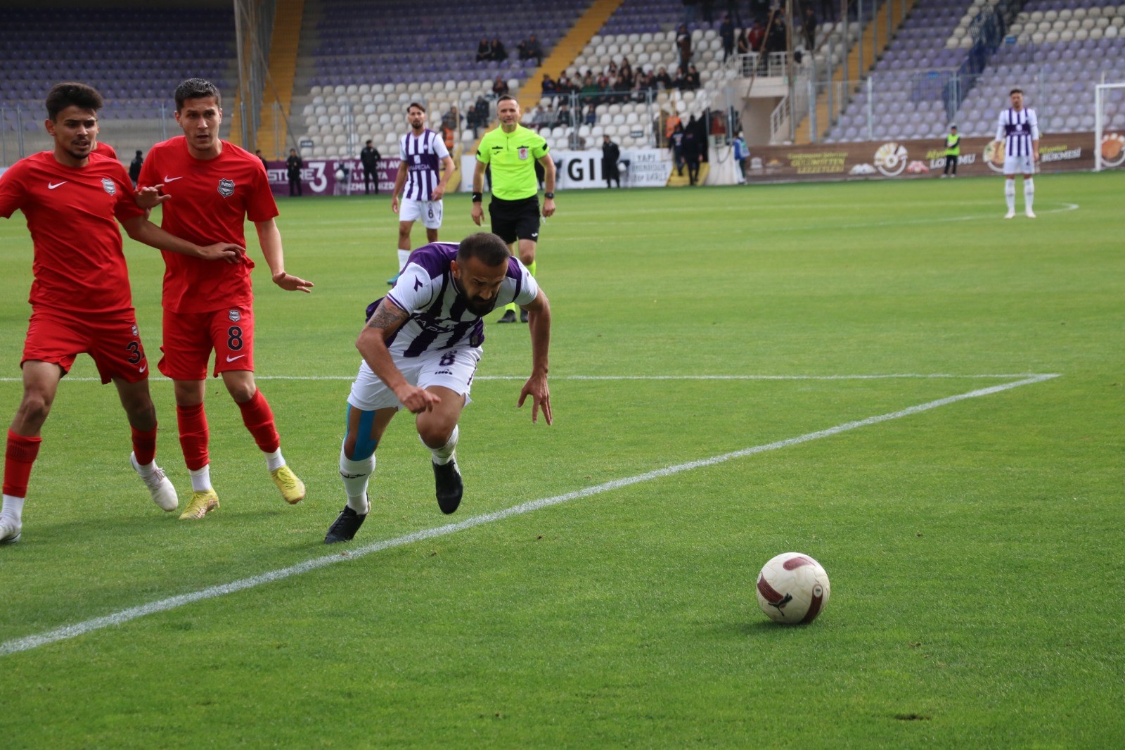 AFYONSPOR 12.SIRAYA YÜKSELDİ