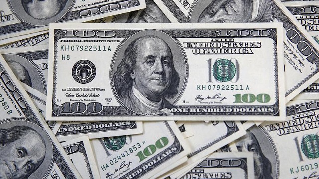 DOLAR VE EURO'DA YENİ ZİRVE
