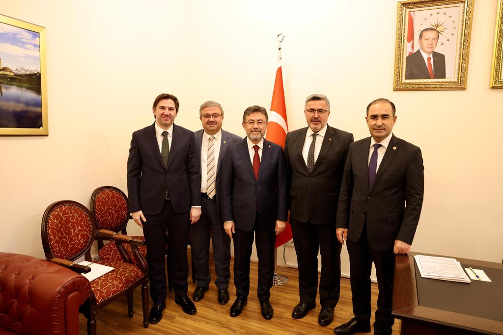 Ak Parti Milletvekilleri Bakan Yumaklı İle Görüştü
