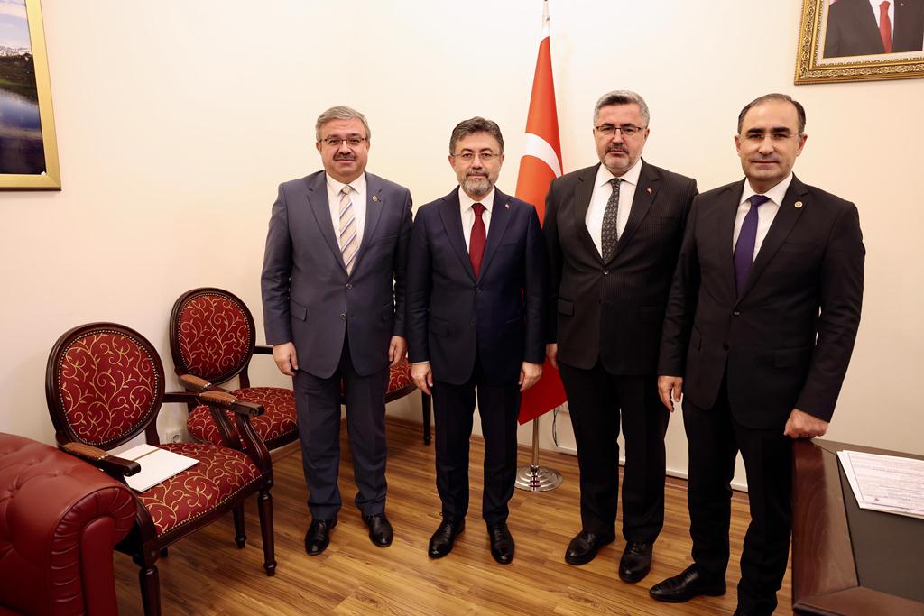 Ak Parti Milletvekilleri Bakan Yumaklı İle Görüştü