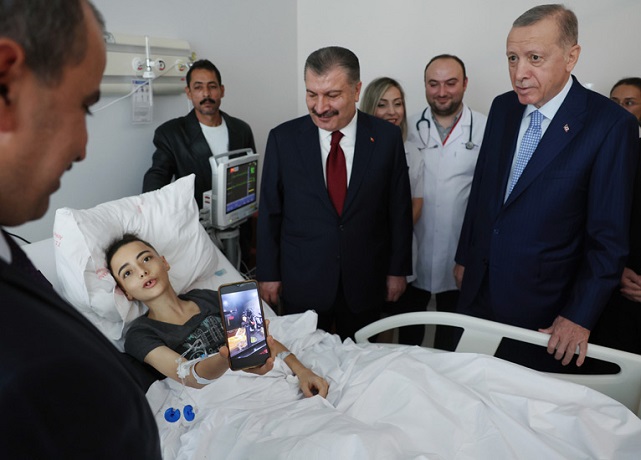 ERDOĞAN HASTANEYİ ZİYARET ETTİ.
