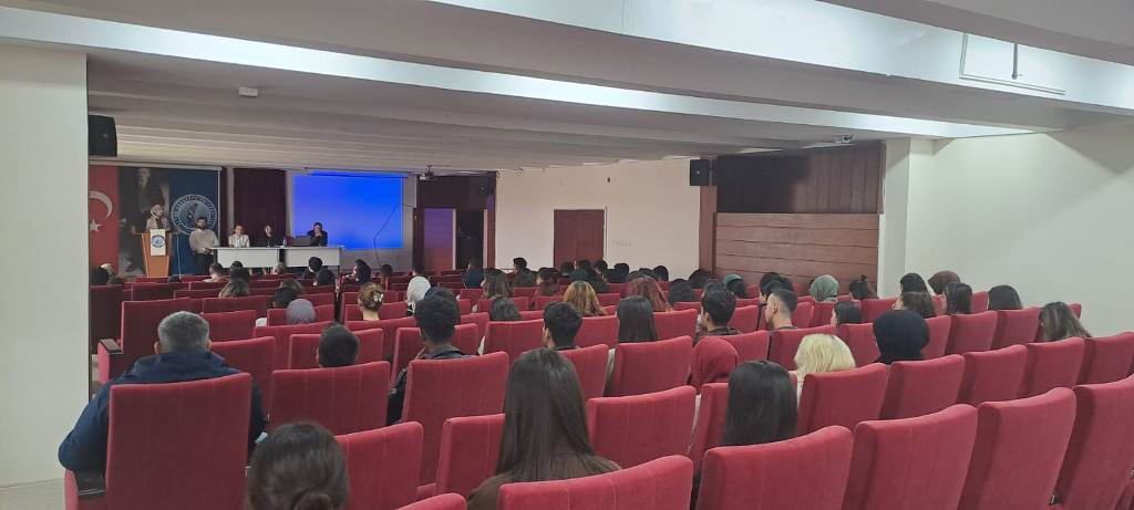 İyilik Hali Ve Ruh Sağlığını Güçlendirme Söyleşisi Yapıldı