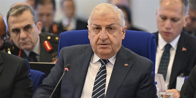 BAKAN GÜLER'DEN 'ZORUNLU ASKERLİK' AÇIKLAMASI
