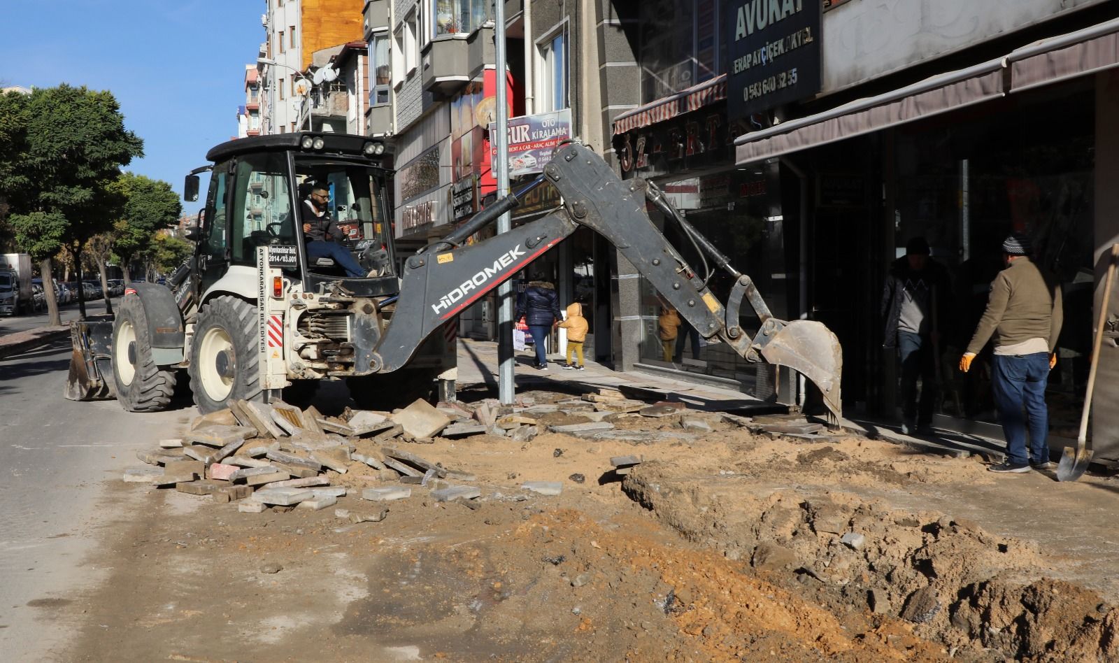 Zeybek Başkan Çalışmaları Yerinde Takip Etti