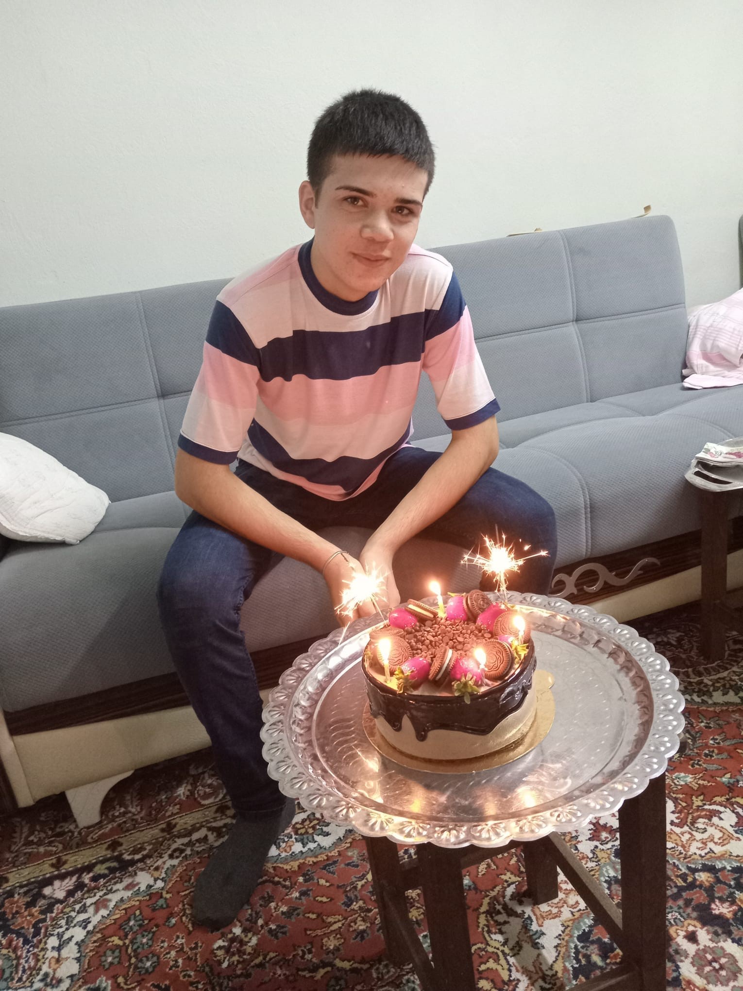 İŞE GİTMEK İÇİN EVDEN ÇIKTI