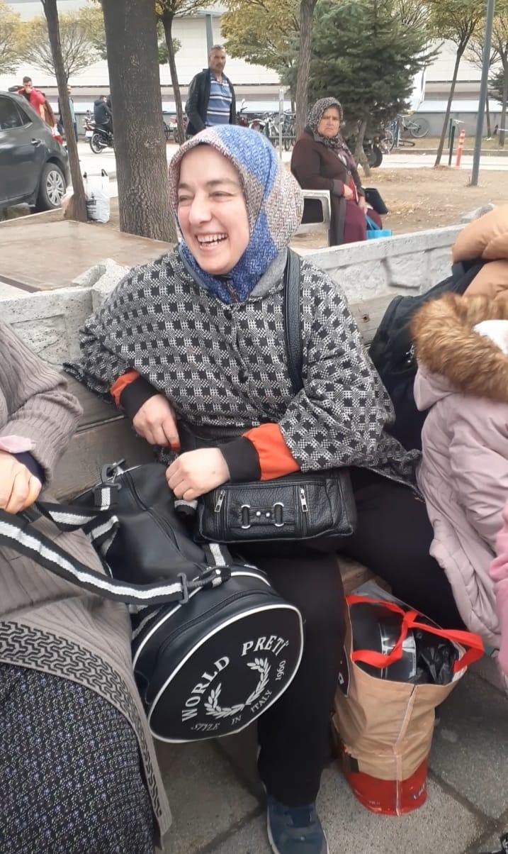 Eyt'den Yararlanamayan Staj ve Çıraklık Mağdurlarına Mikrofon Uzattık