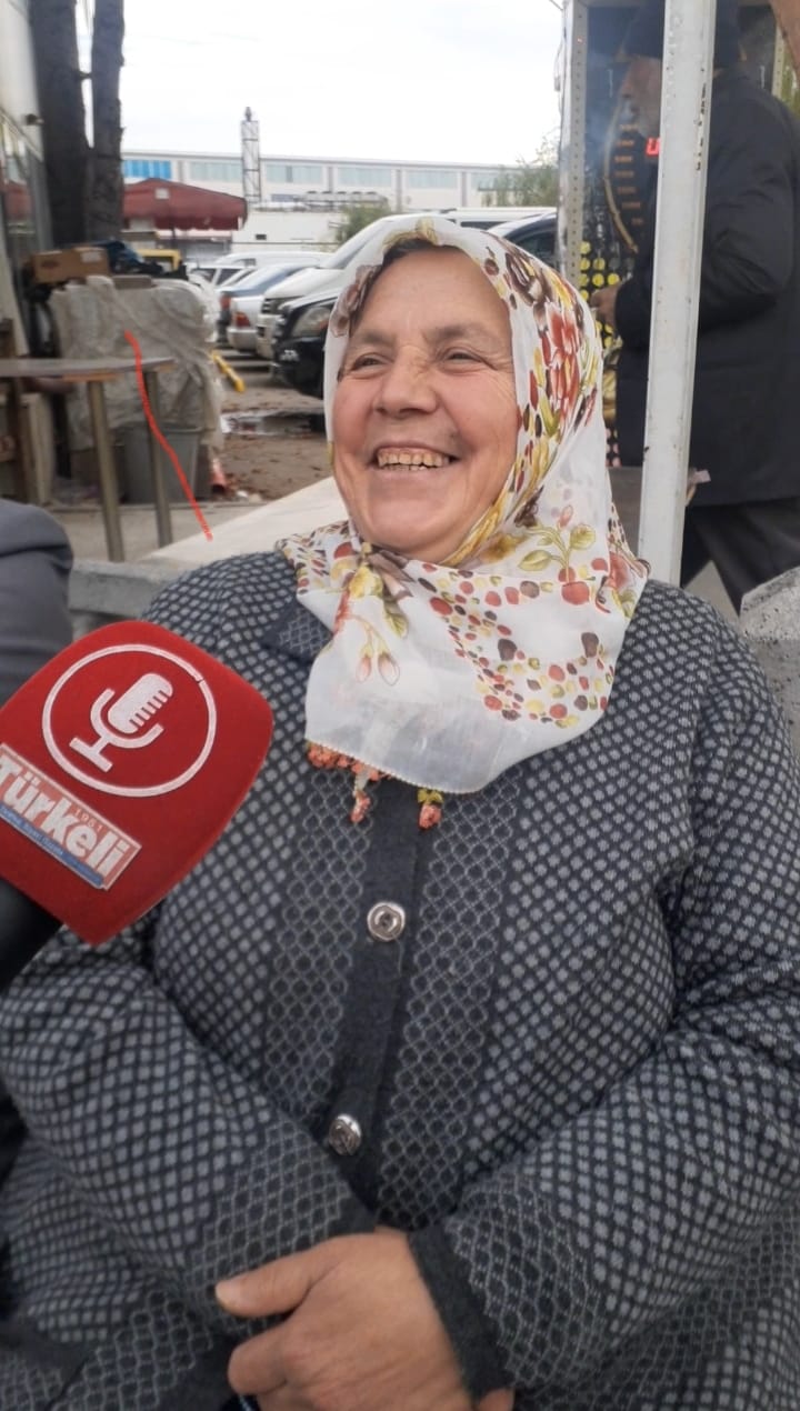Eyt'den Yararlanamayan Staj ve Çıraklık Mağdurlarına Mikrofon Uzattık