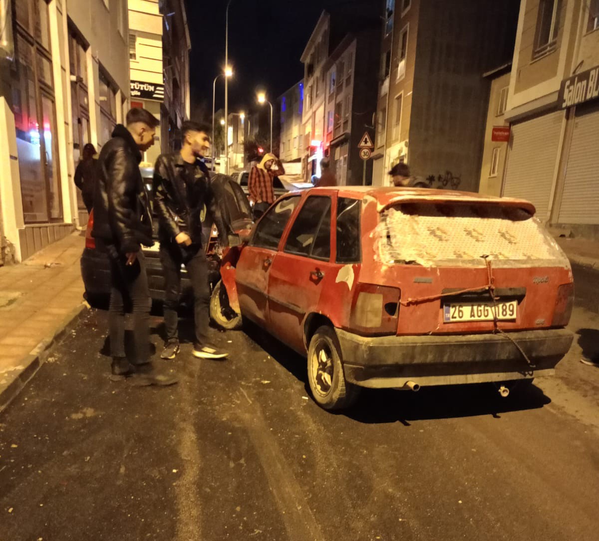 ALKOLLÜ SÜRÜCÜ KAZA YAPTI