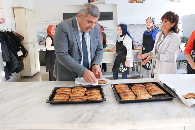Sünnetçi Kursiyerlerle Bir Araya Geldi