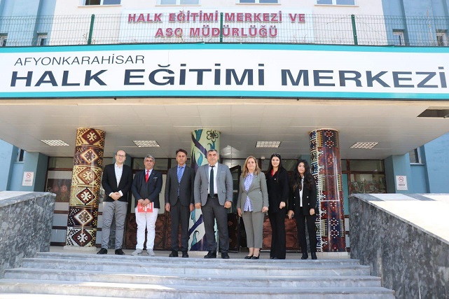 Sünnetçi Kursiyerlerle Bir Araya Geldi