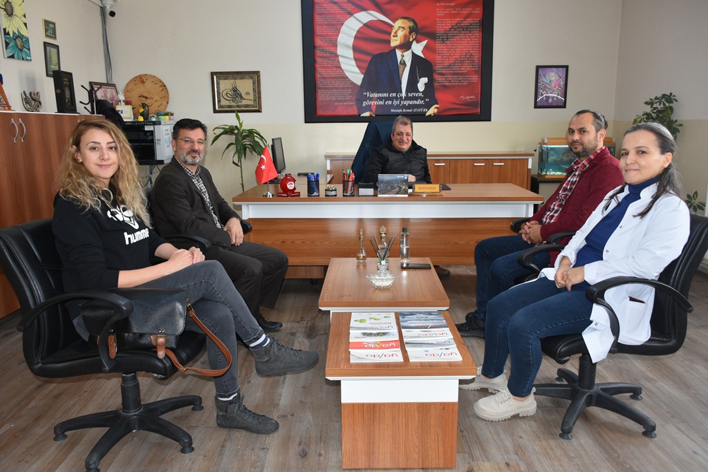 21 YILINI ÖĞRENCİLERİNİN KARİYER VE BAŞARISINA ADADI