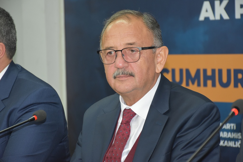 "BİZE SİLAH VERMEYENLER, ŞUAN BİZDEN SİLAH BEKLİYOR"