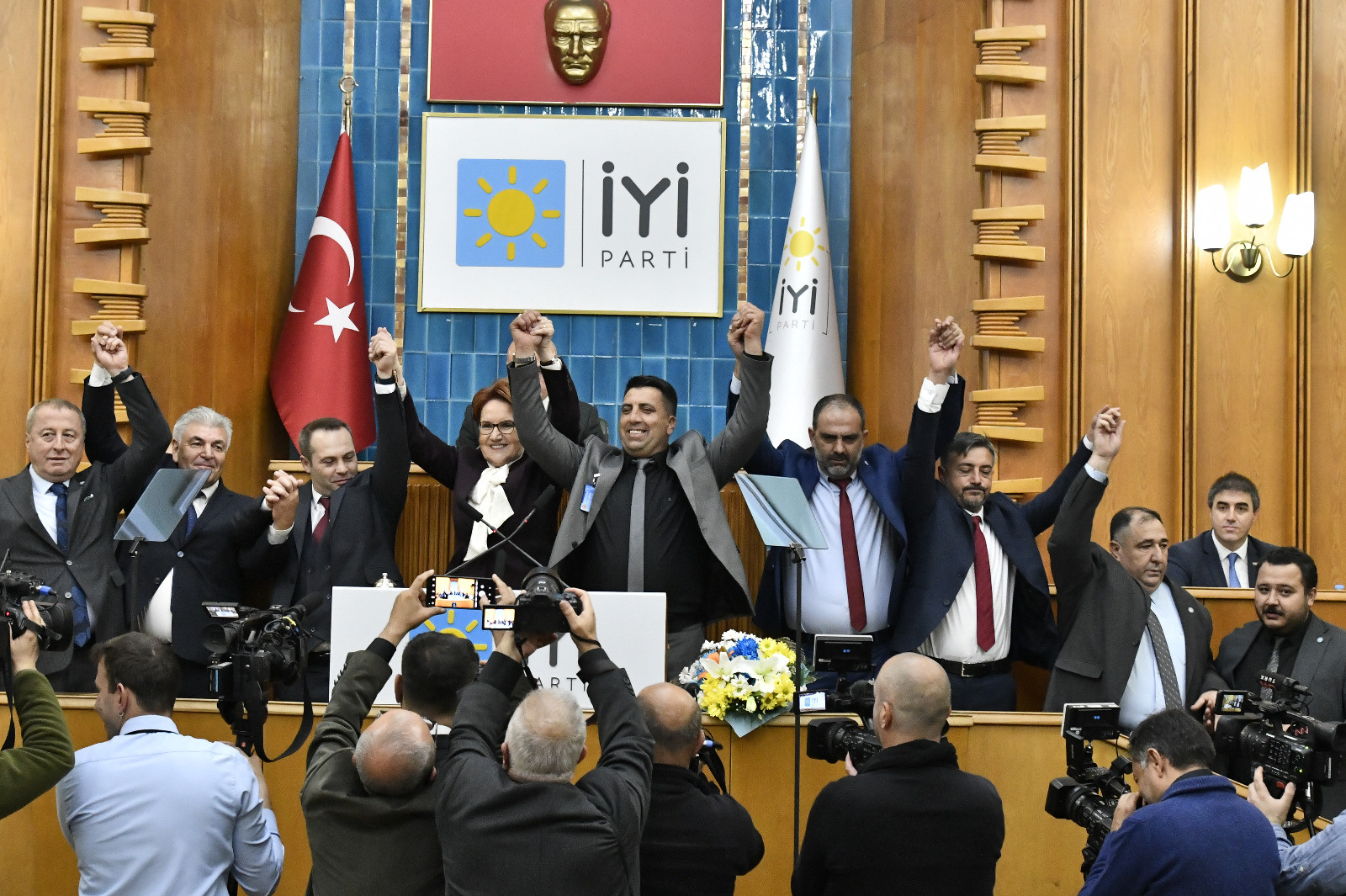 Meral Akşener 6 Adayı Açıkladı