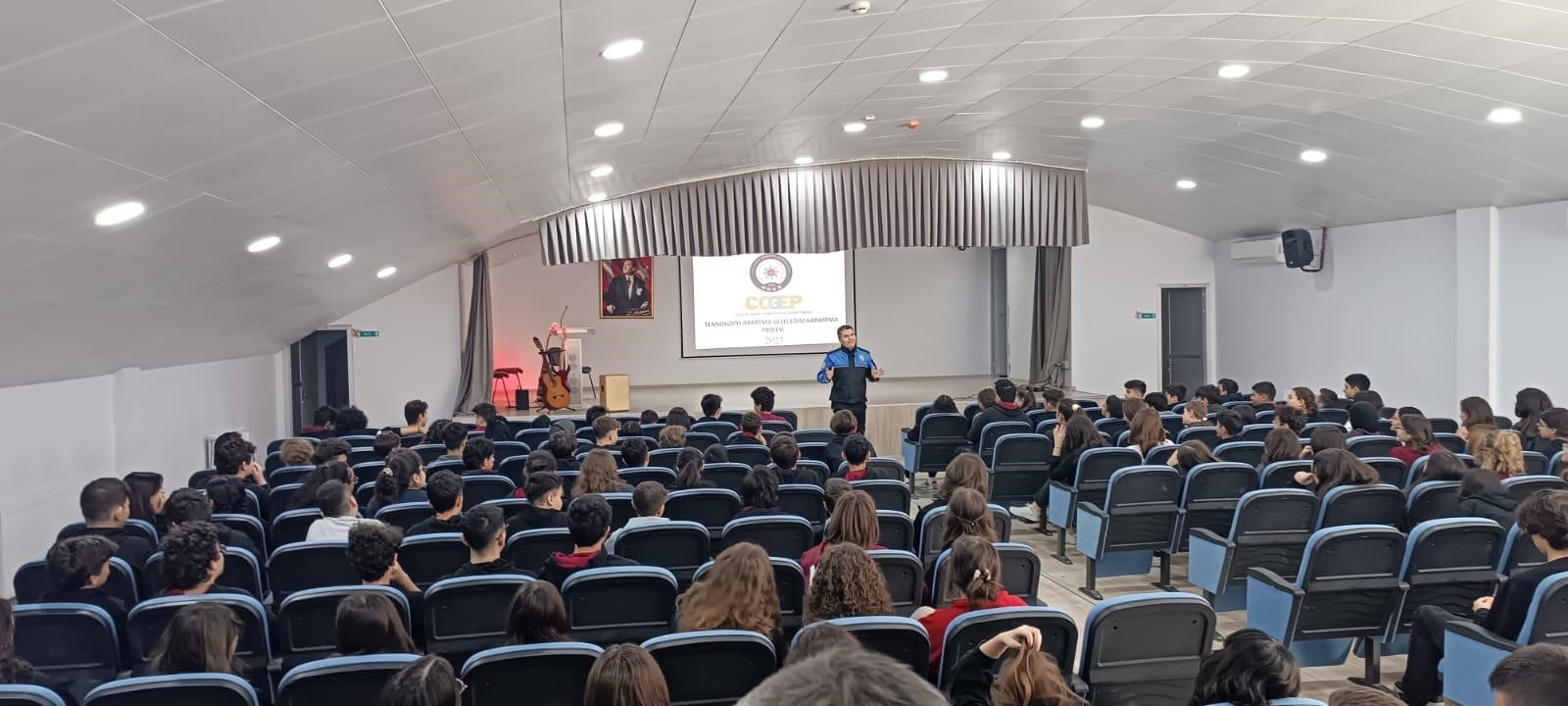 ÖĞRENCİLER BU PROJEYLE BİLİNÇLENİYOR