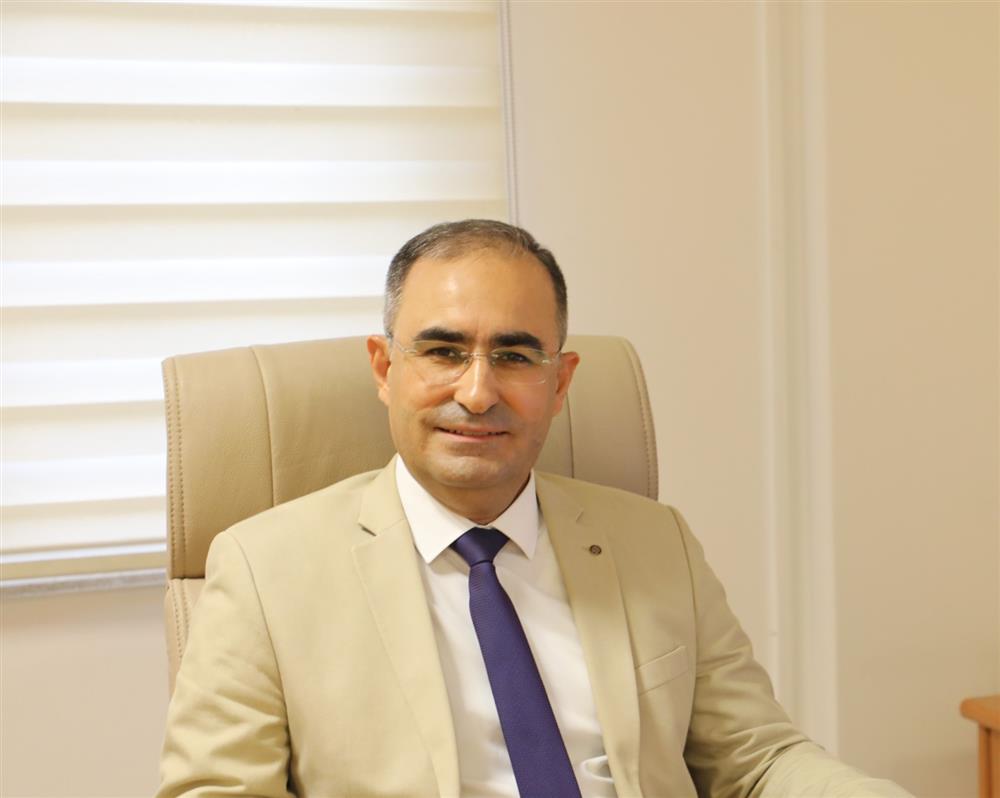 Arslan, "Öğretmenlik fedakarlık ister"