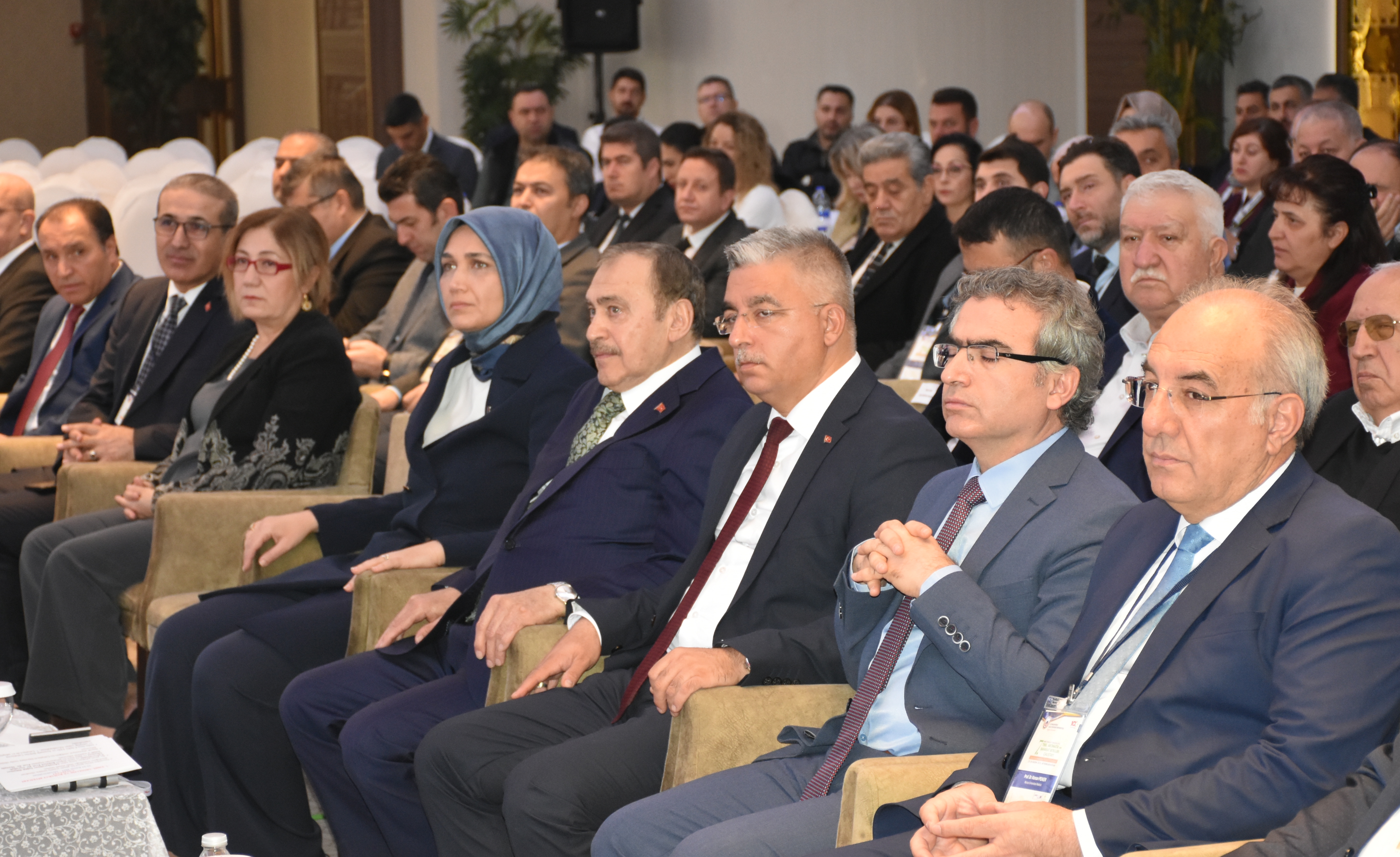 "7. Tıbbi, Aromatik Ve Baharat Bitkileri Çalıştayı" Başladı