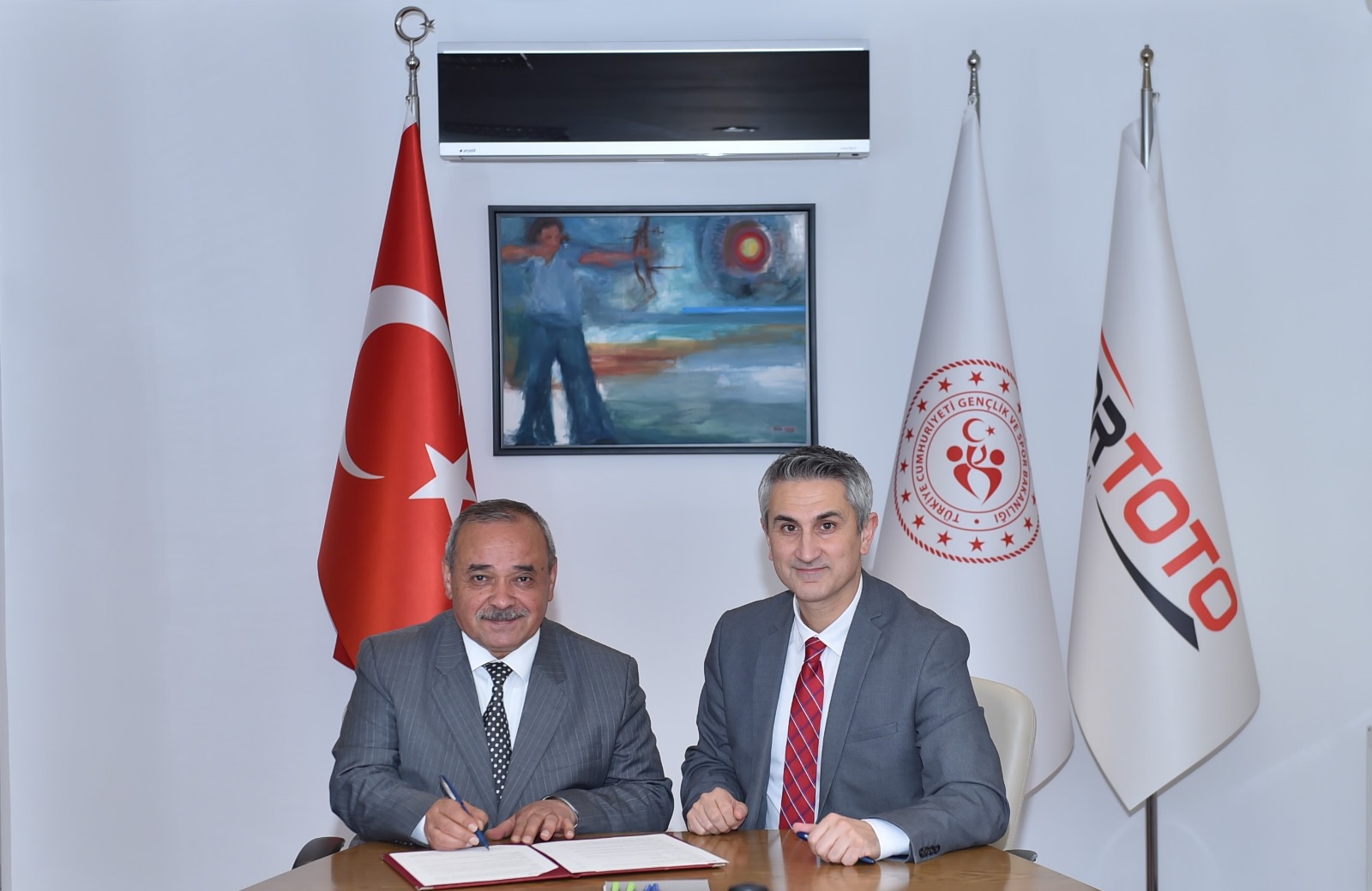 Başkan Şahin, "Gençler İstedi, Biz Yapıyoruz"