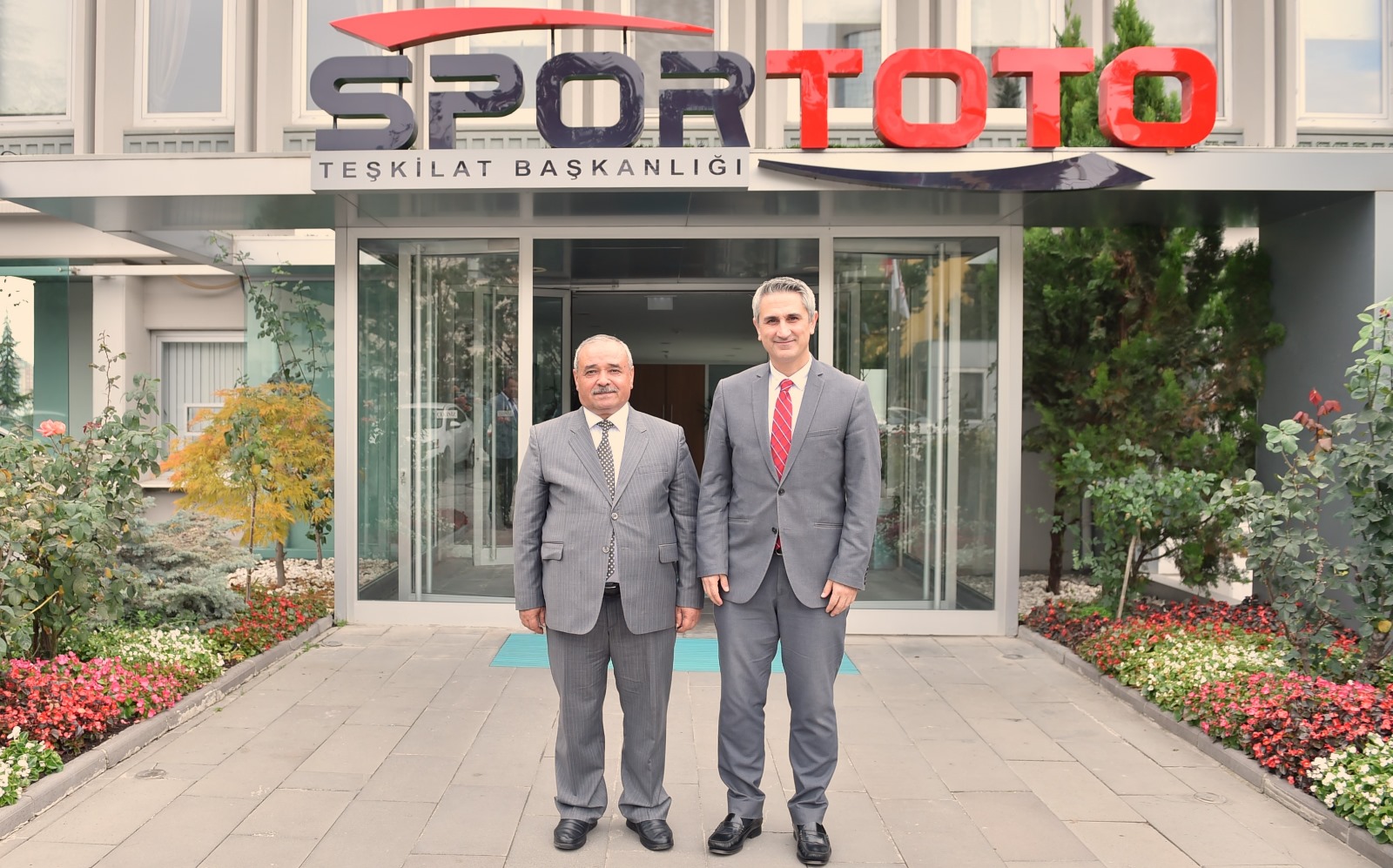 Başkan Şahin, "Gençler İstedi, Biz Yapıyoruz"