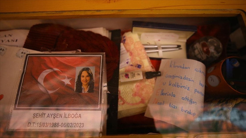 DEPREMDE HAYATINI KAYBEDEN ÖĞRETMENLER ANILDI