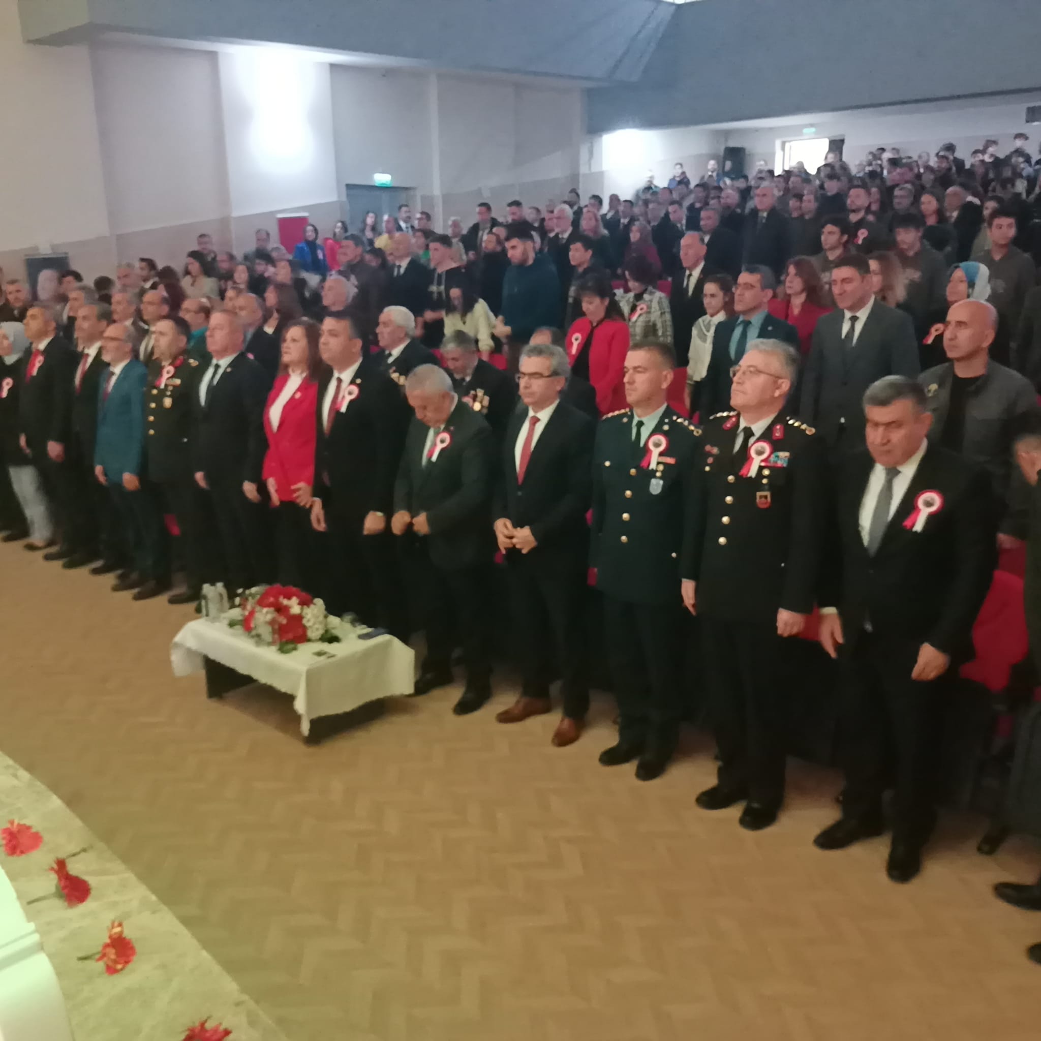 24 Kasım Öğretmenler günü resmi törenle kutlandı