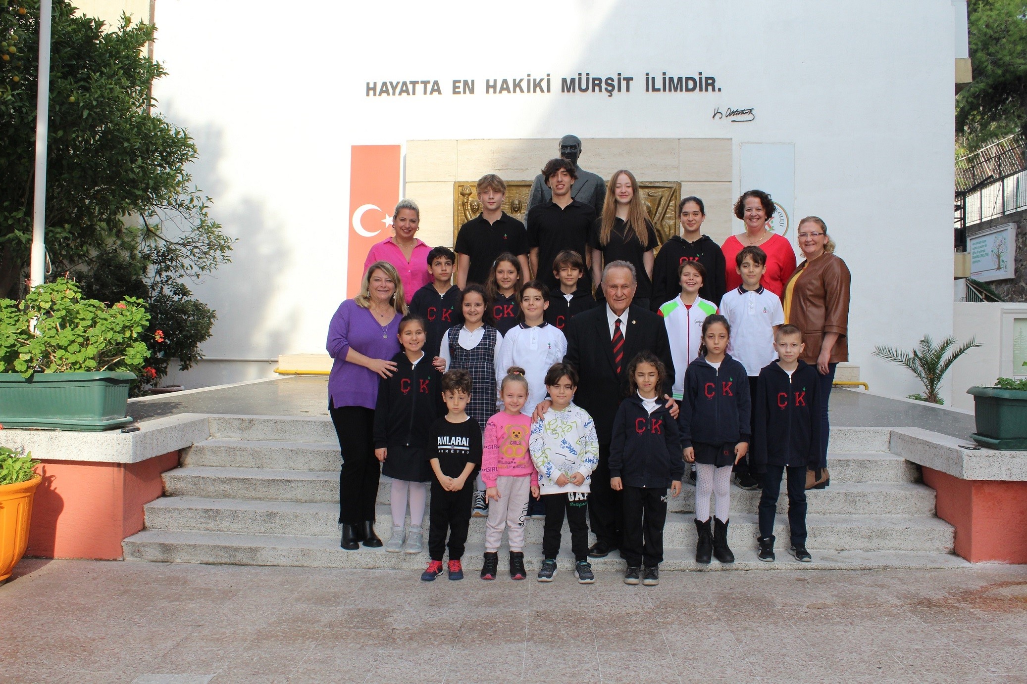 KALBİ ÖĞRENCİLERİ İÇİN ATIYOR