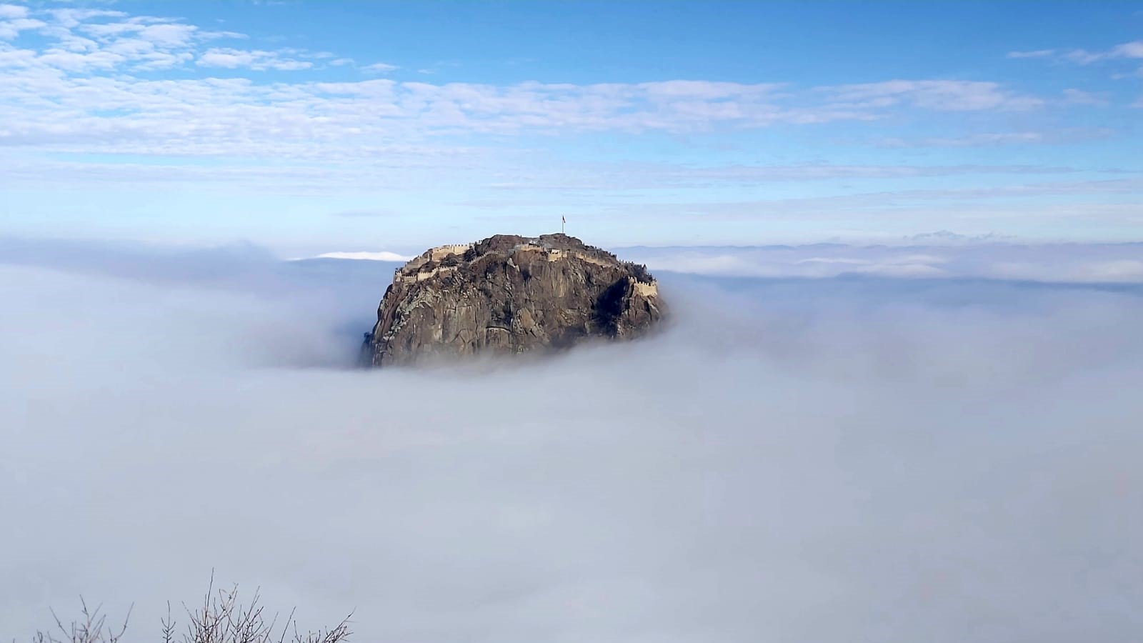 Doğa Fotoğrafçıları Soluğu Hıdırlık Tepesinde Aldı