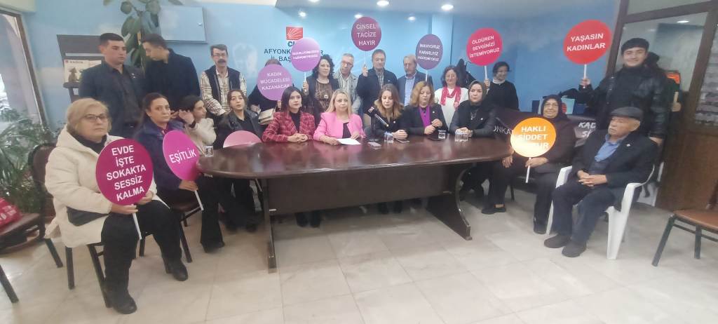Kelebekler direnişe sahip çıkıyor