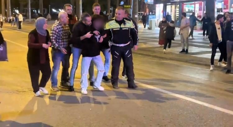 Şoka Giren Kazazede 'Rüya Bu' Deyip Koşmaya Başladı