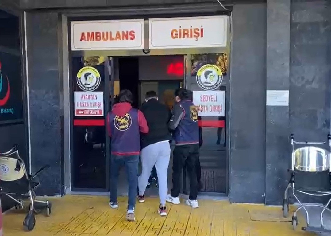 Jandarma 114 Yılla Aranan Şüphelilere Şahin Pençesi Vurdu