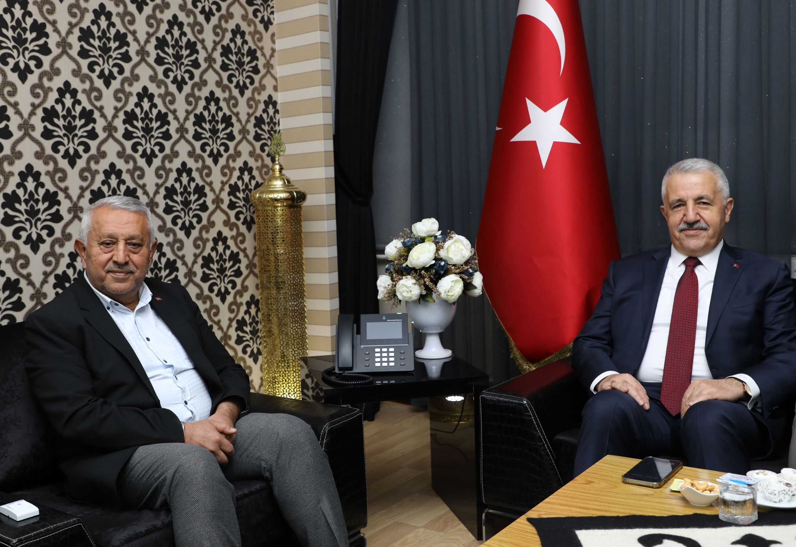 Eski bakan’dan övgü dolu sözler