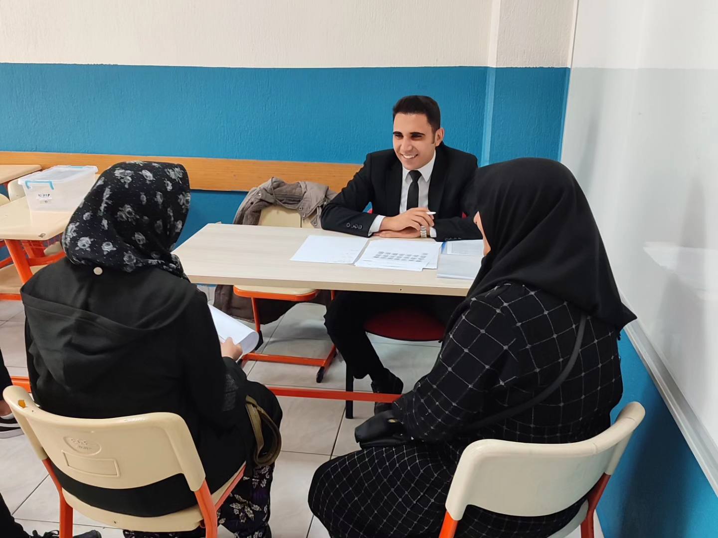 Veliler teknik koleji yerinde gezme imkanını yakaladılar teknolojilere tam not verdiler