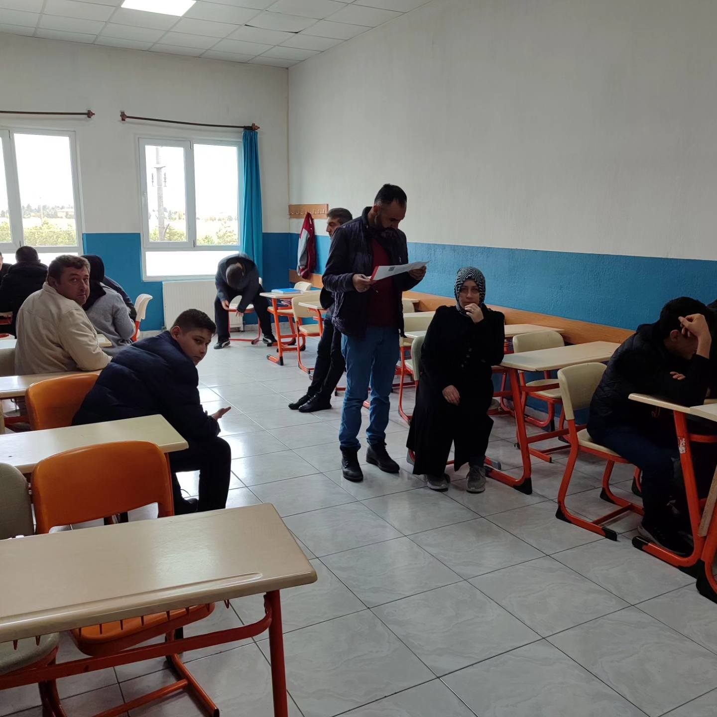 Veliler teknik koleji yerinde gezme imkanını yakaladılar teknolojilere tam not verdiler