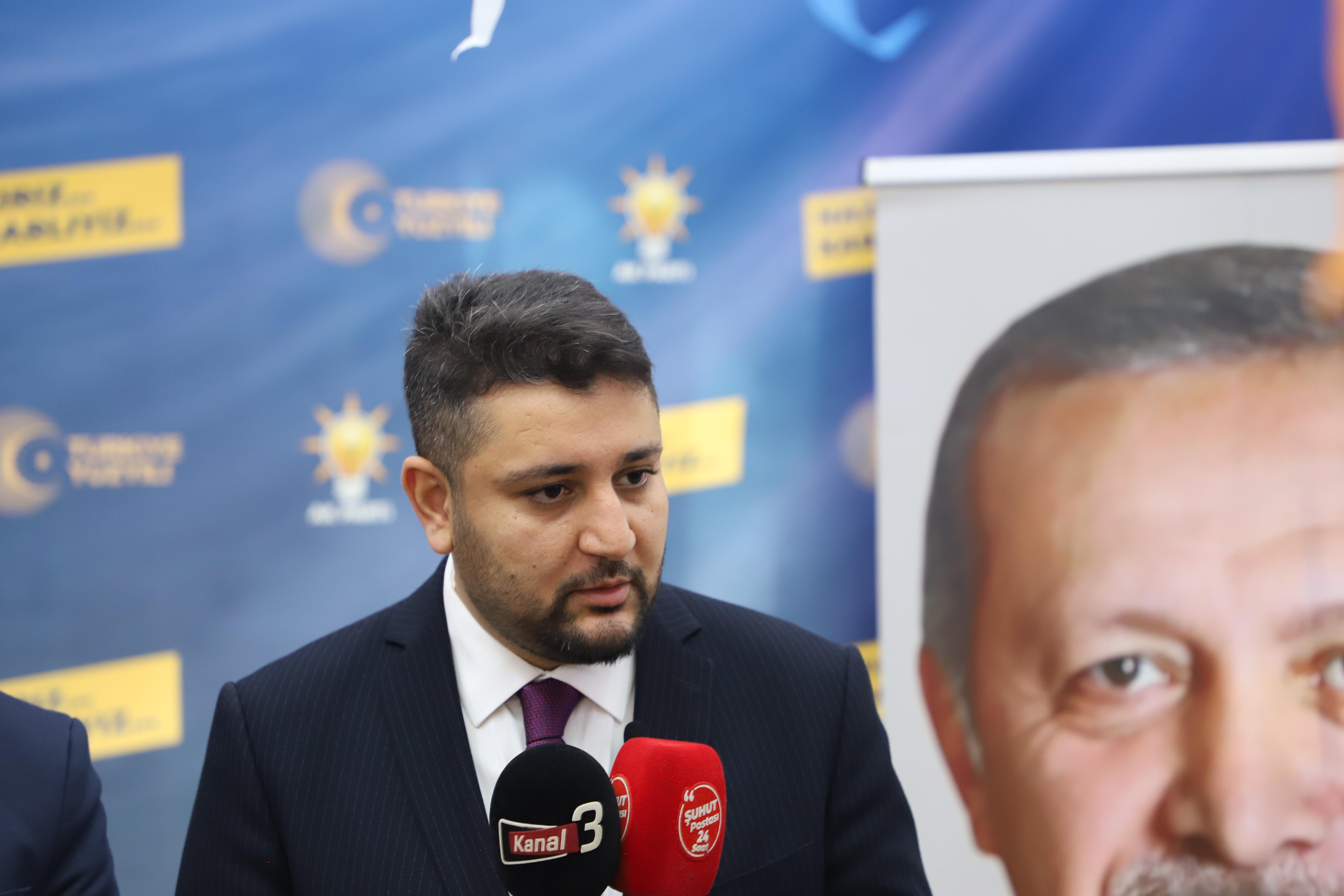 Uluçay, "Hiçbir partide olmayan bir uygulama"