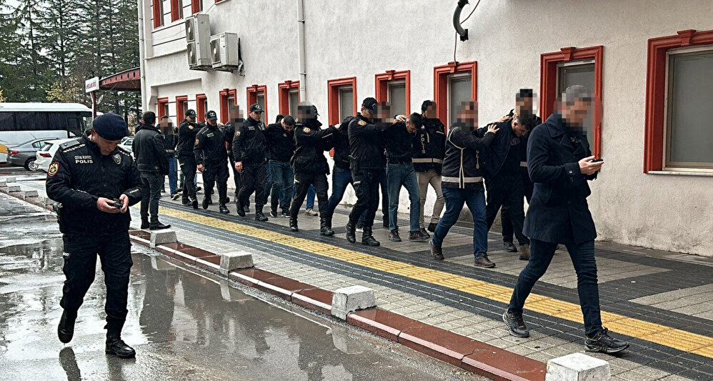 'Daltonlar' Çetesine 'Redkit' Operasyonu!