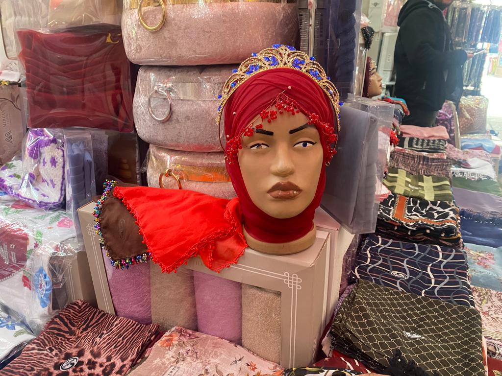 SARAYIN KIYAFETLERİ AFYONKARAHİSAR'DA GÖZ DOLDURUYOR