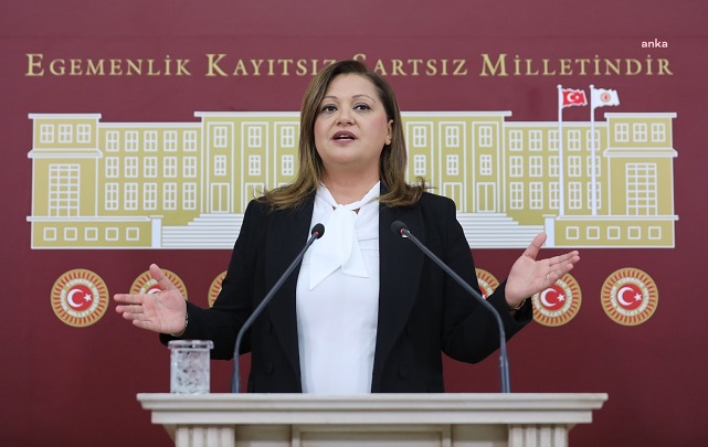CHP'li Köksal İktidara Yüklendi. Gündemi Kamu İhaleleri Oldu