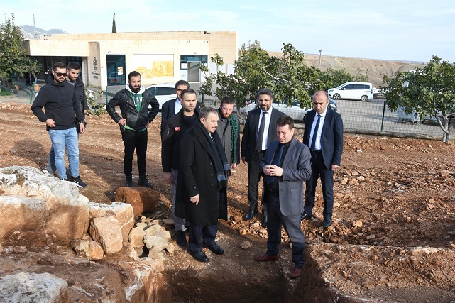 Eski Bakan Eroğlu  Adıyaman'da