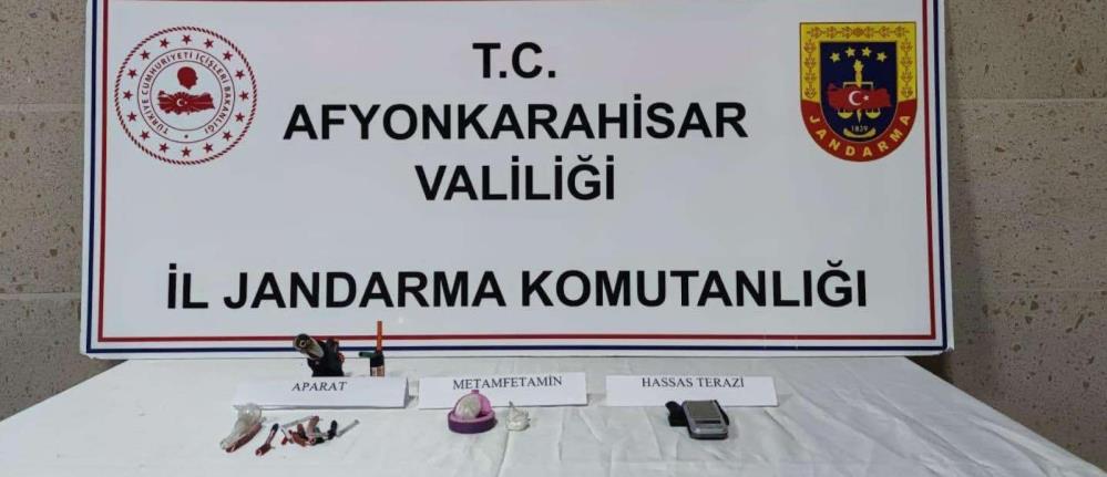 Jandarma 12 Gram Metamfetamin Ele Geçirdi