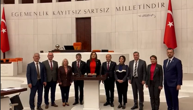 CHP'li Köksal Adalet Nöbetinin Son Bulduğunu Açıkladı
