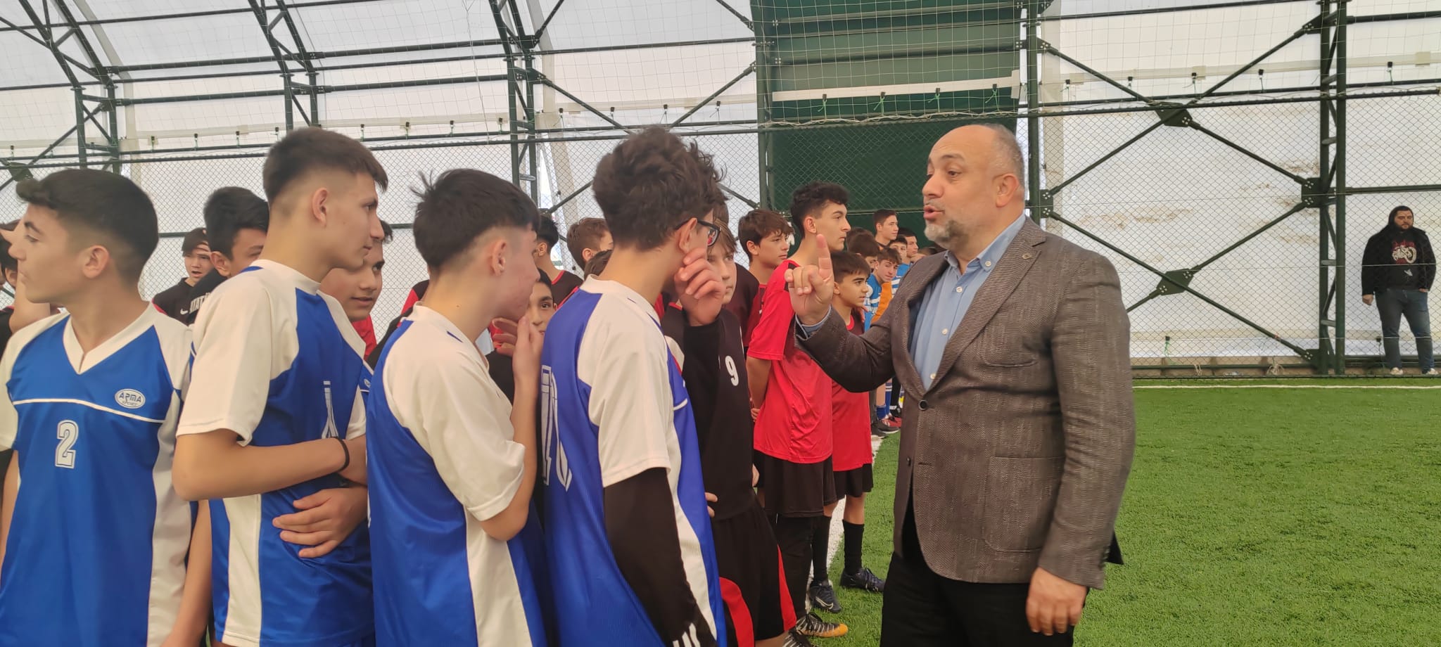 100. yıl meslek liseler halı saha futbol turnuvası tamamlandı