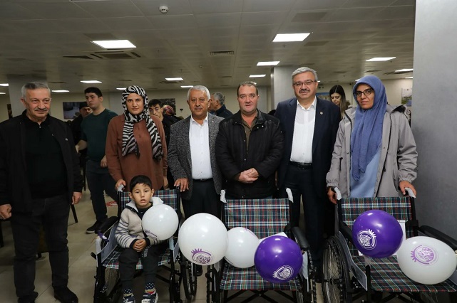 AK Partili Yurdunuseven ''Engelli Kardeşlerimizin Yanında Olmaya Devam Ediyoruz''