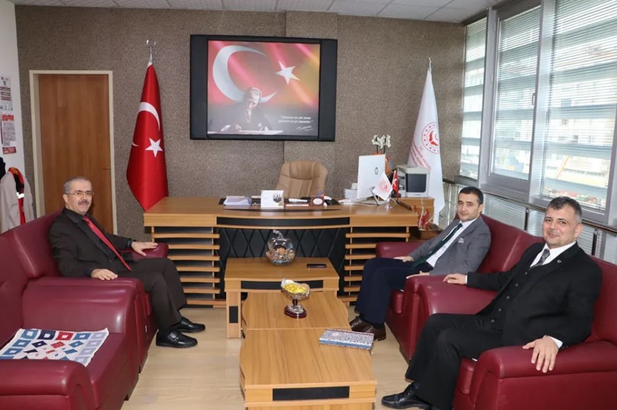 Başkan Koyuncu kurum müdürlerini makamlarında ziyaret etti