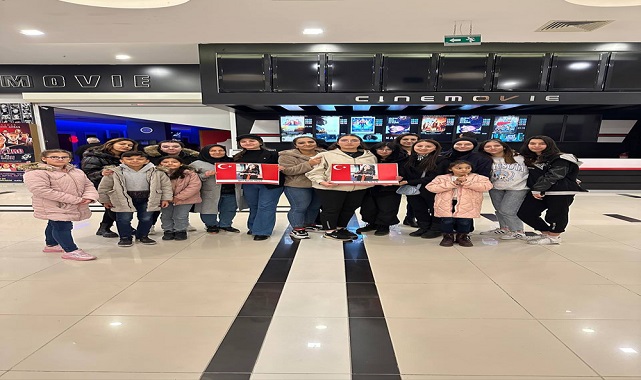 Duygu Dolu Anlar Yaşandı. "Aybüke; Öğretmen Oldum Ben!"  Filmini İzlediler