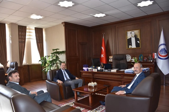 MHP'li Taytak Ayağının Tozuyla Ziyaretlere Başladı.