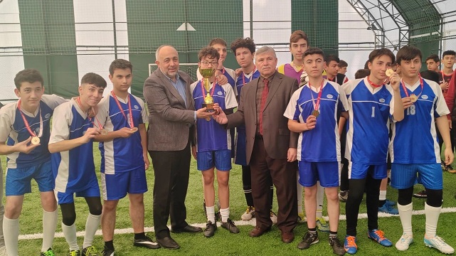 Afyon'da Müsabakalar Son Buldu. Dereceye Girenler Ödüllerini Aldı