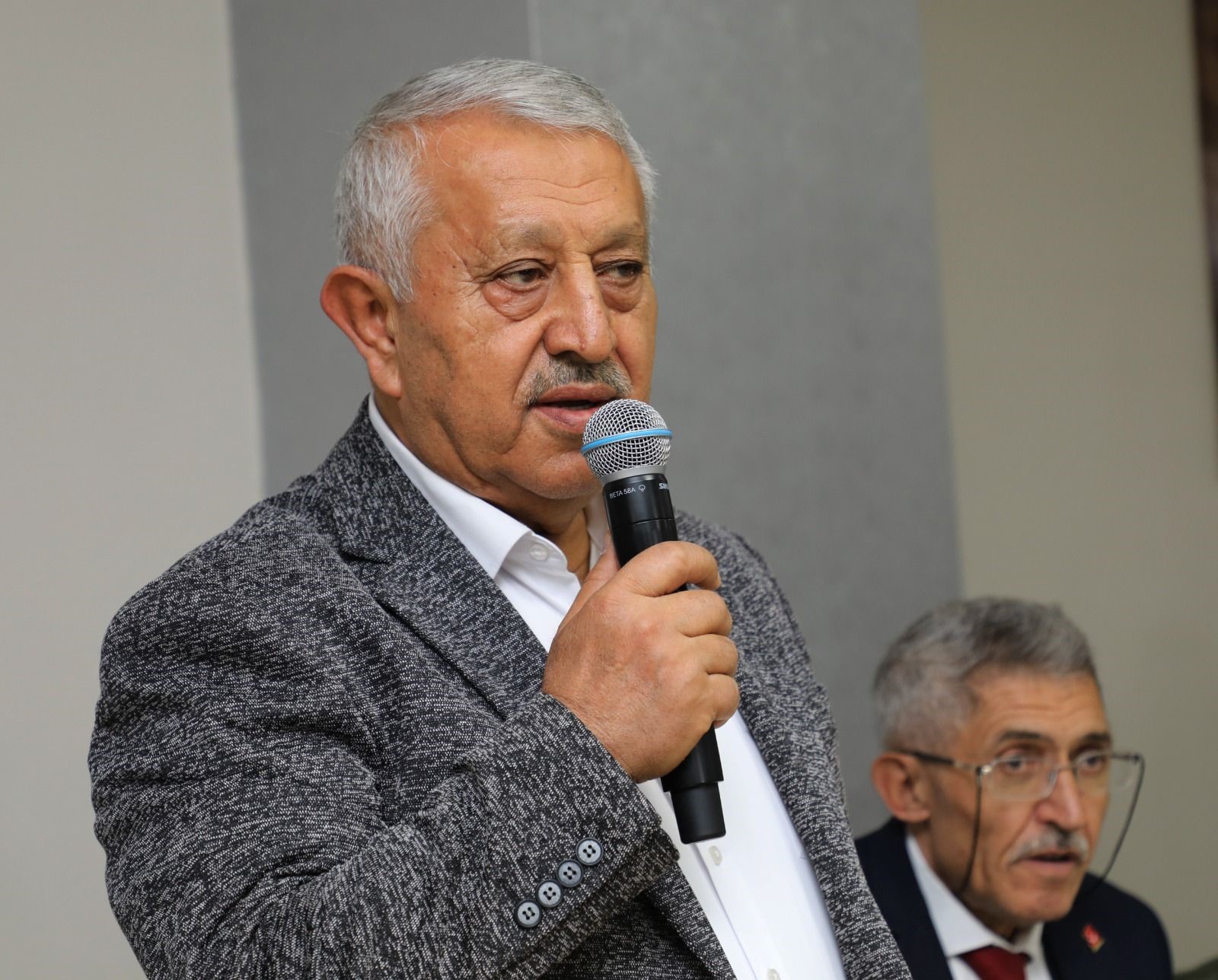 Özel Bireylerin Aldıkları Hediyeyle Yüzleri Böyle Güldü