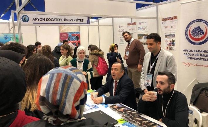 ISPARTALI  ÜNİVERSİTELİLER AFSÜ'YÜ GEZDİ