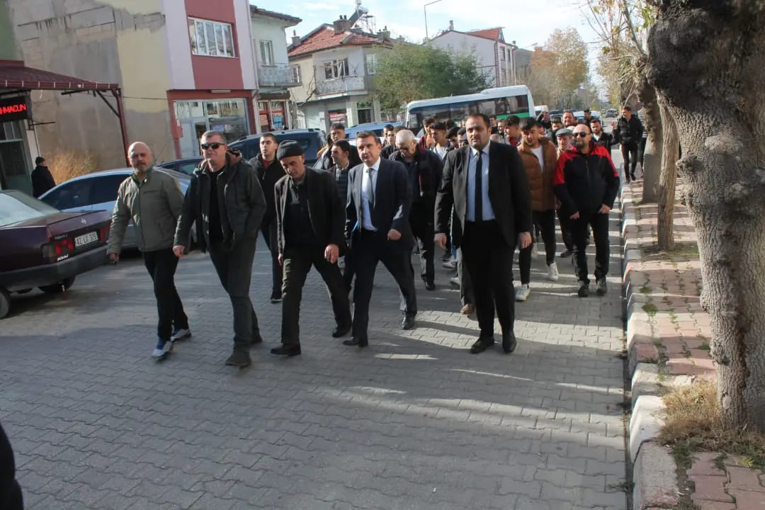 "Çay Belediyesi'ne işinin ehli aday"